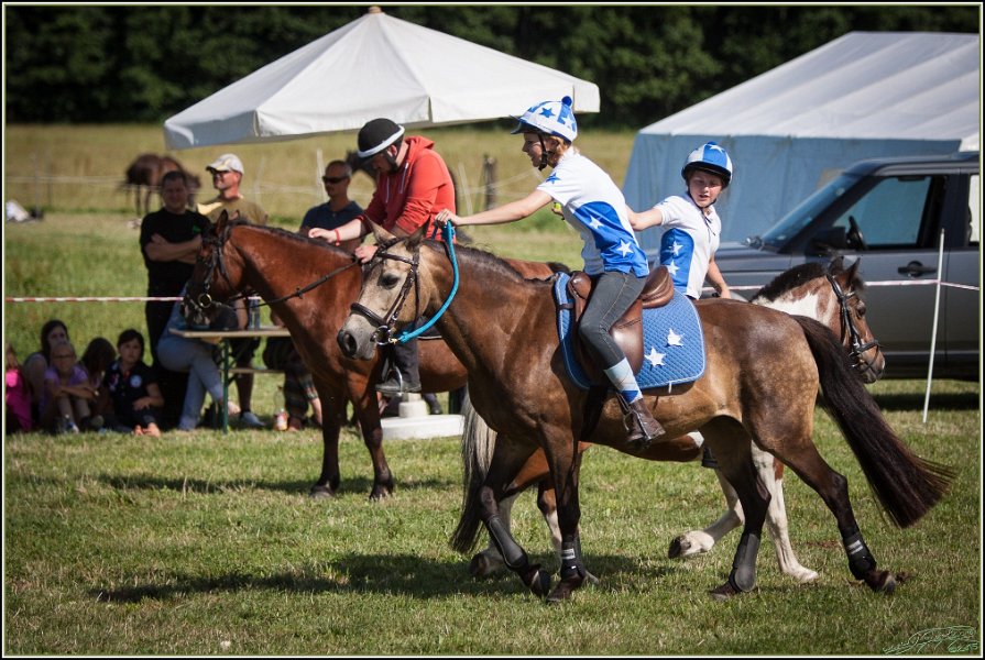 Mounted Games 322